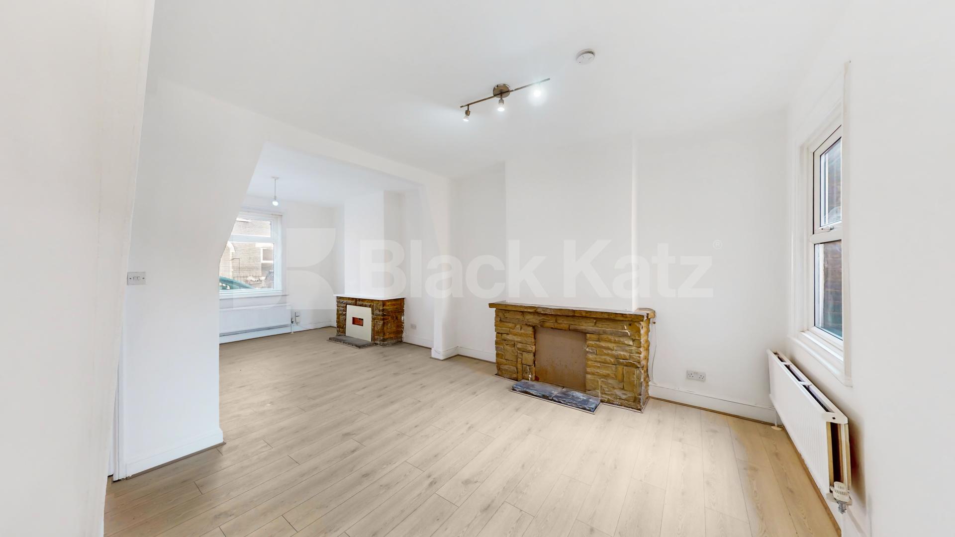 Newly refurbished house with a spacious lounge and high ceilings  Baronet Grove, Tottenham